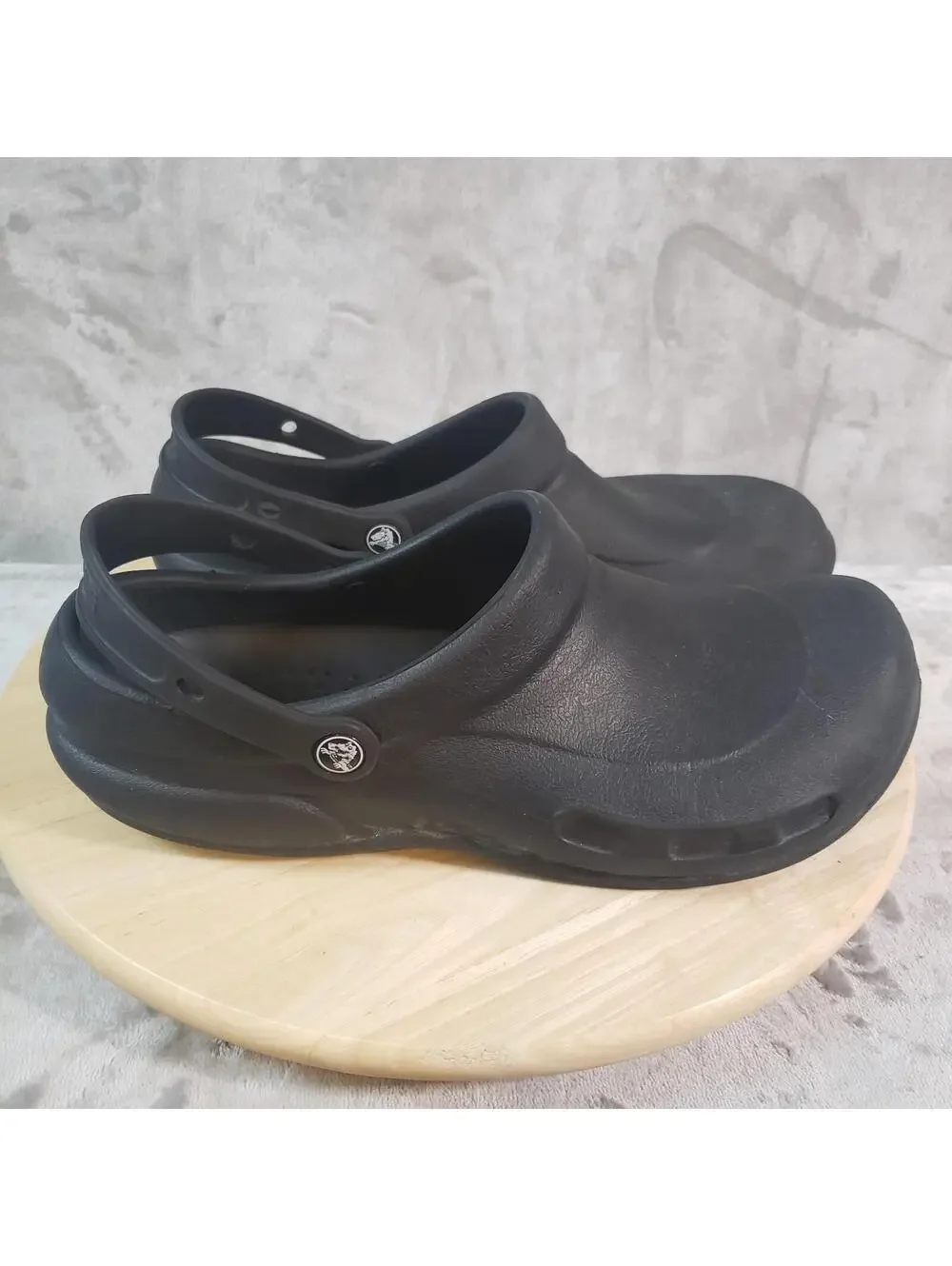 Crocs Black Slip Resistant Odor Resistant Slip-On Sandals Men's Size 12